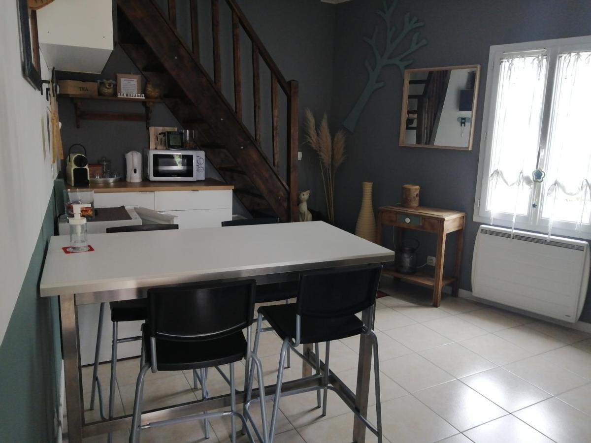Le Clos Du 51 - Chambres D'Hotes Abondant Luaran gambar